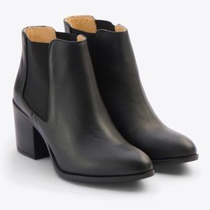 Nisolo Heeled Chelsea commuter boot